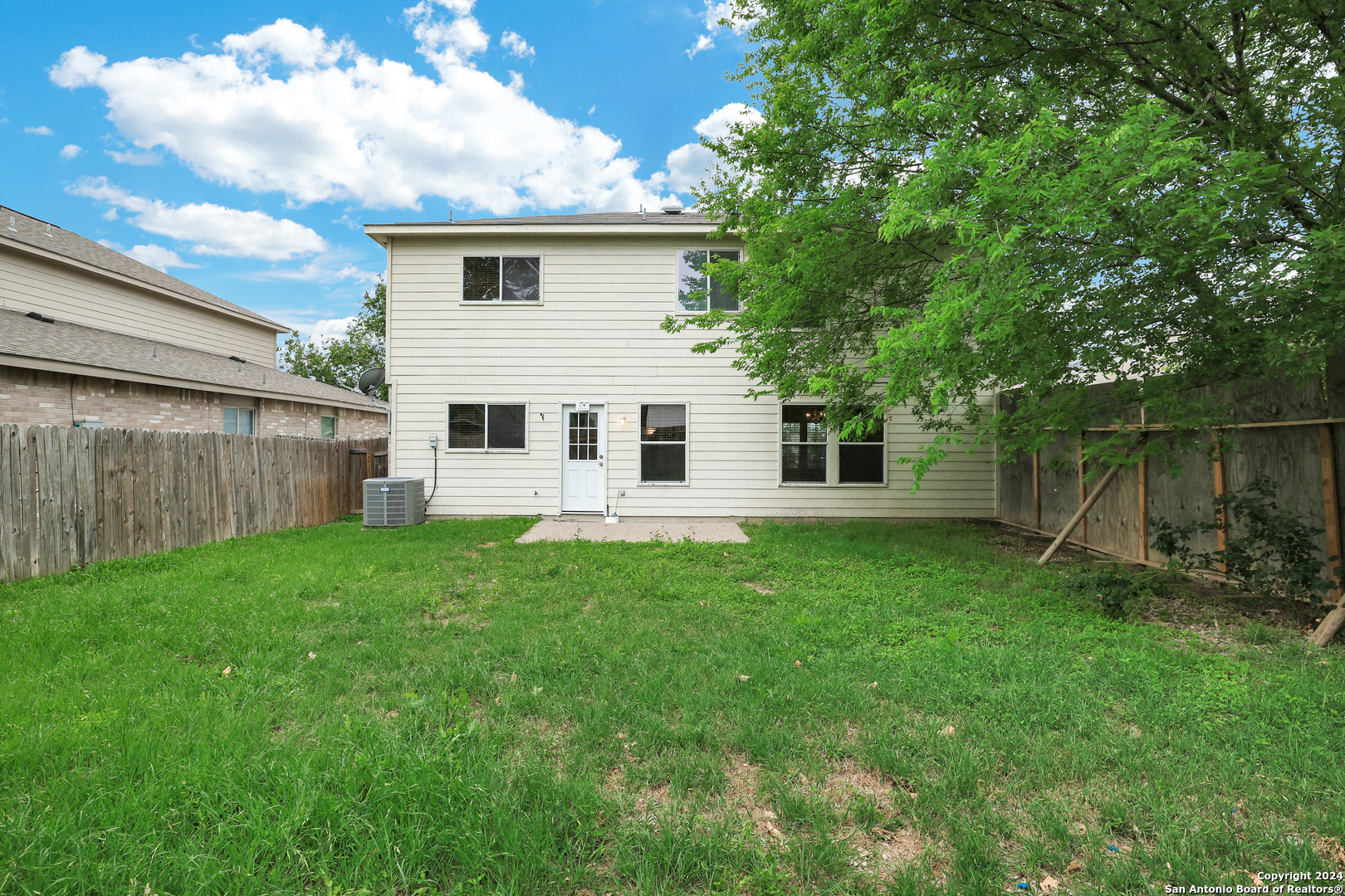 210 Birchwood Bay San Antonio TX 78253