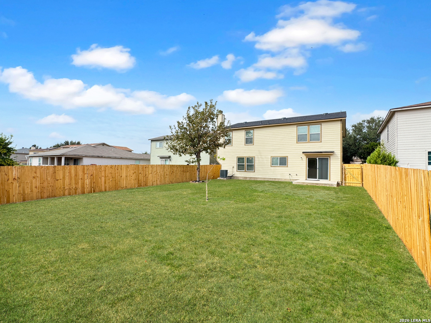 418 Orchard Willow San Antonio TX 78245