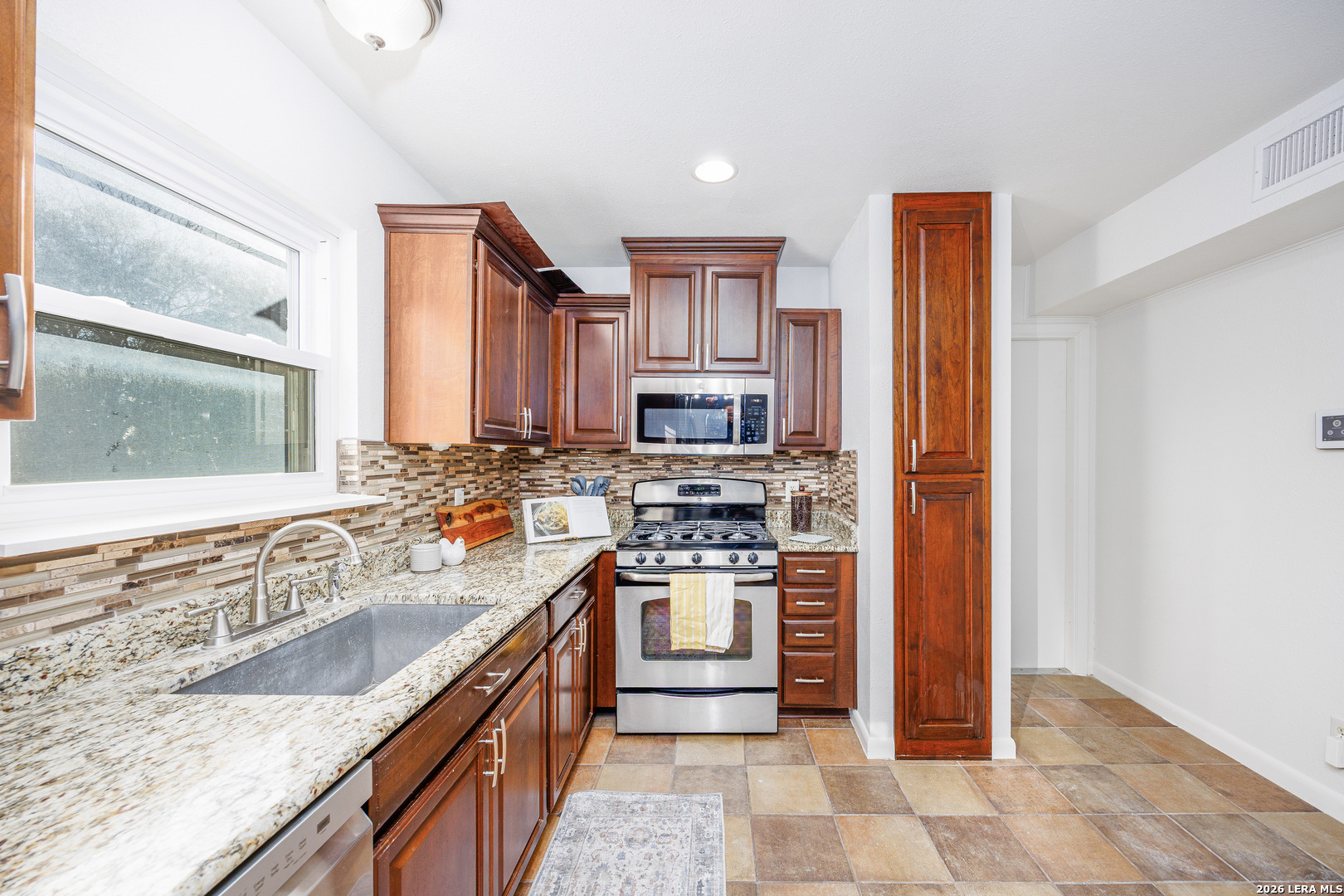 4310 Judivan San Antonio TX 78218