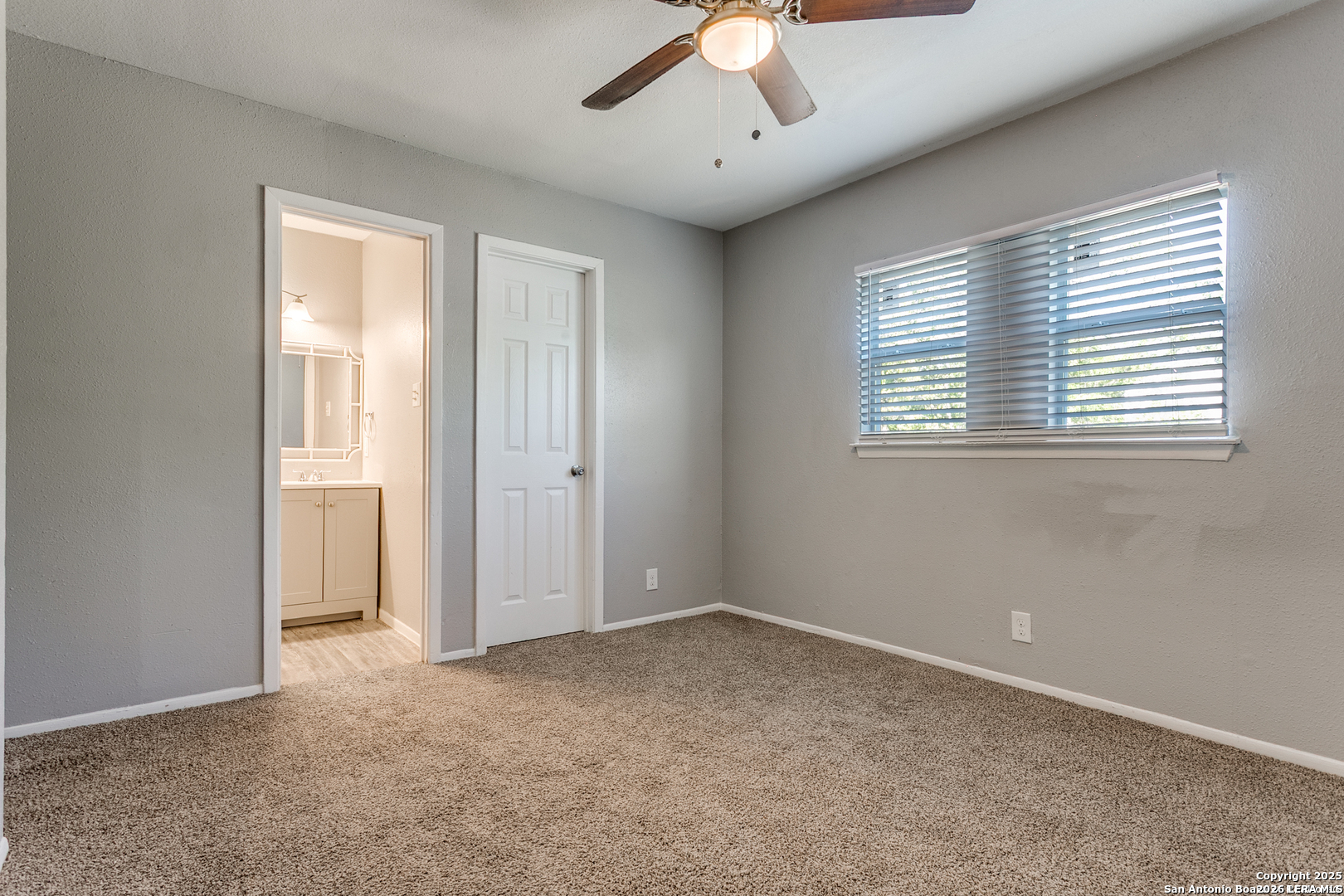 4031 Sunrise Bluff Drive San Antonio TX 78244