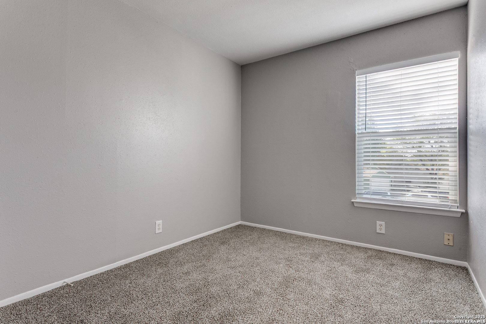 4031 Sunrise Bluff Drive San Antonio TX 78244