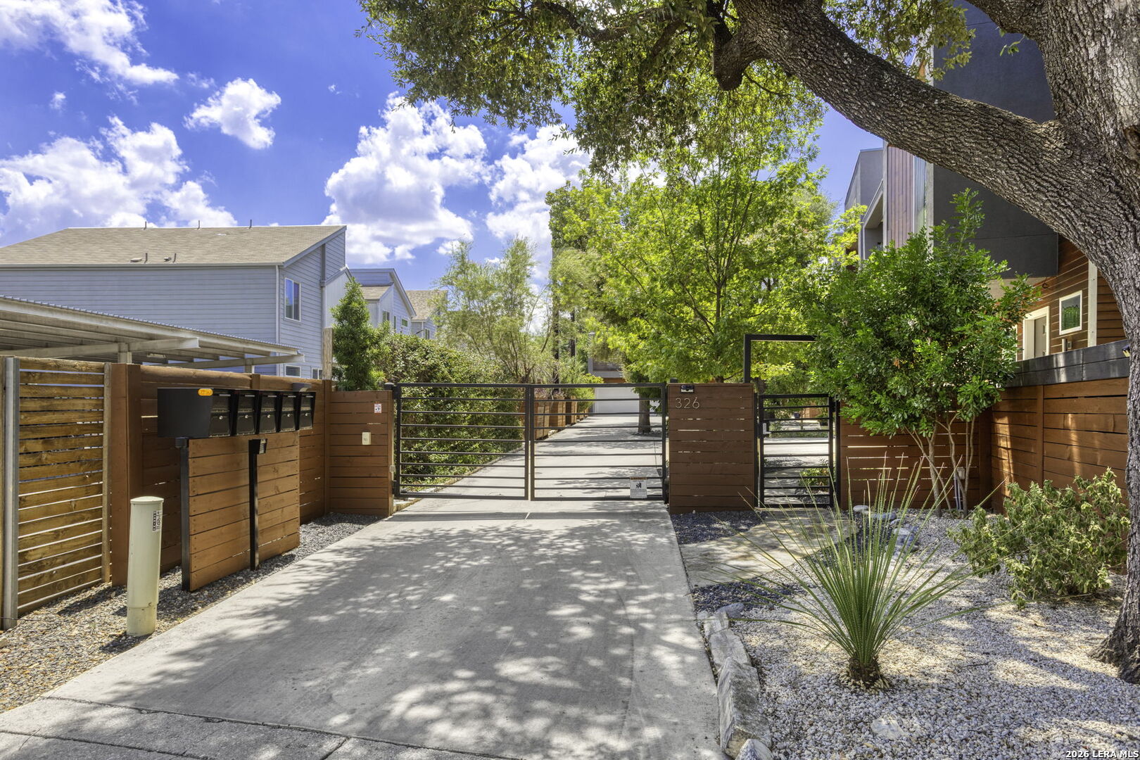 326 Clay San Antonio TX 78204