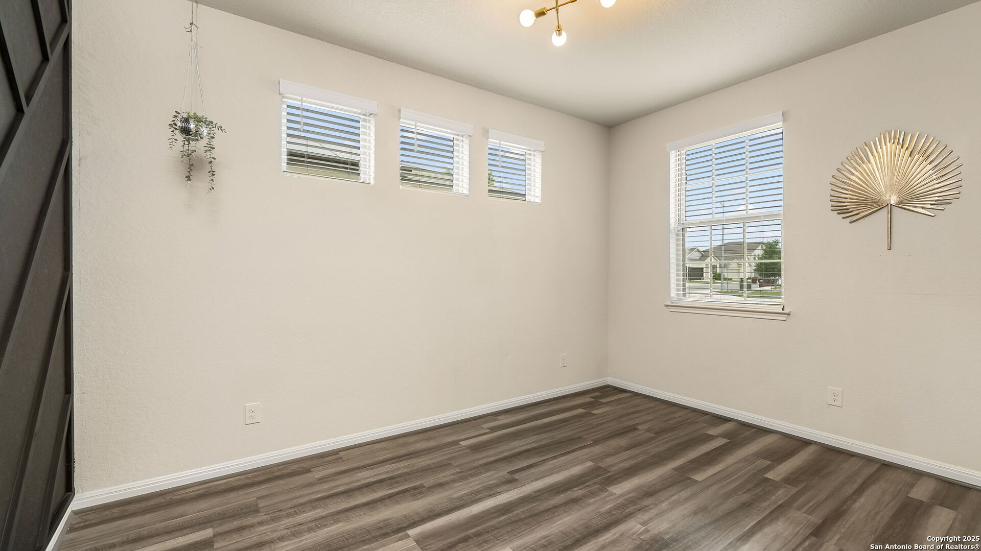 9521 Dak Avenue San Antonio TX 78254