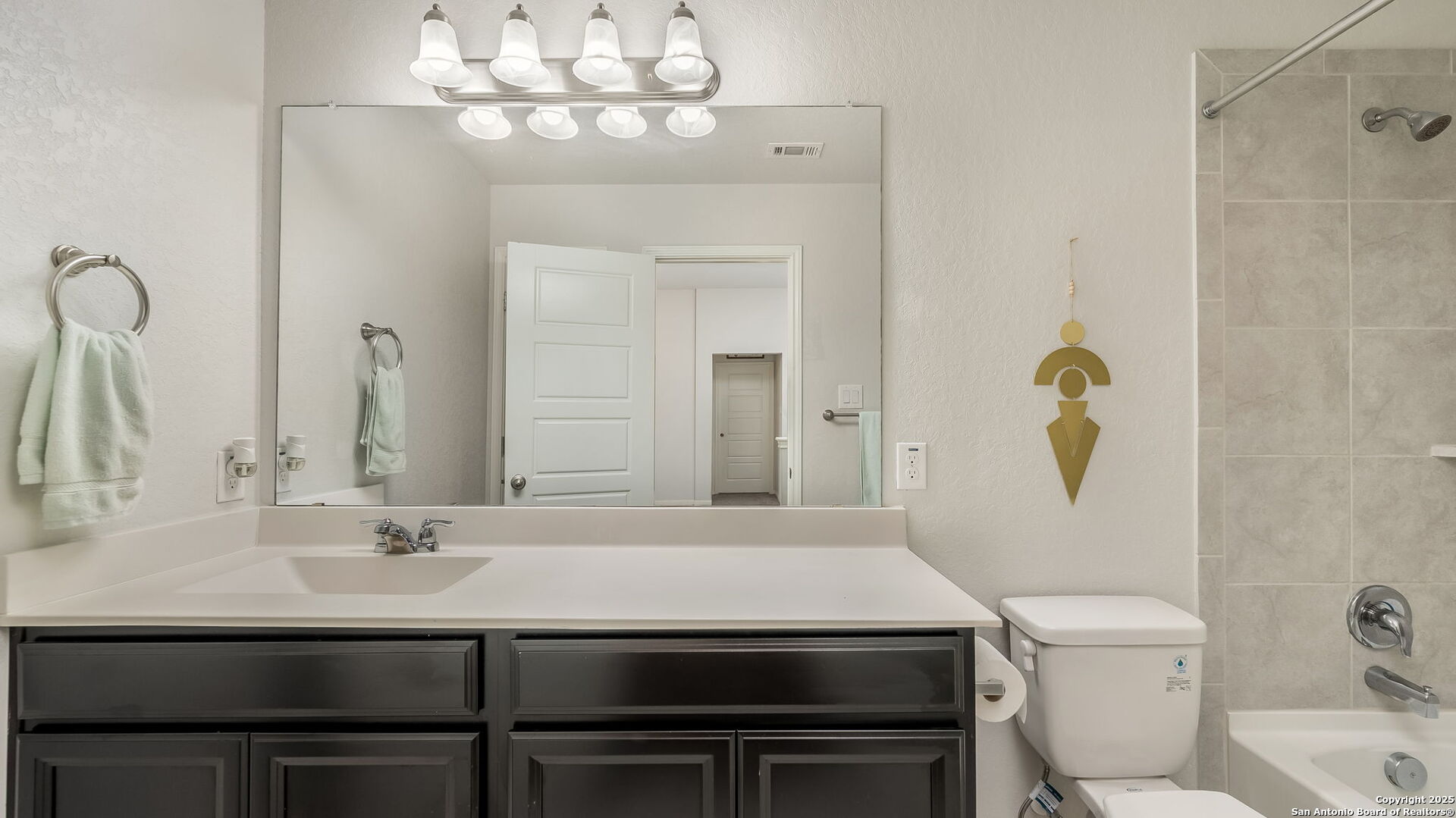 9521 Dak Avenue San Antonio TX 78254