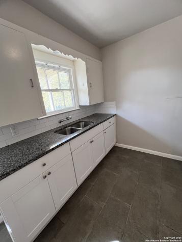 734 Donaldson Avenue San Antonio TX 78201