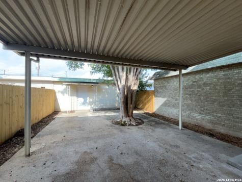 8731 Tradewind Drive Windcrest TX 78239