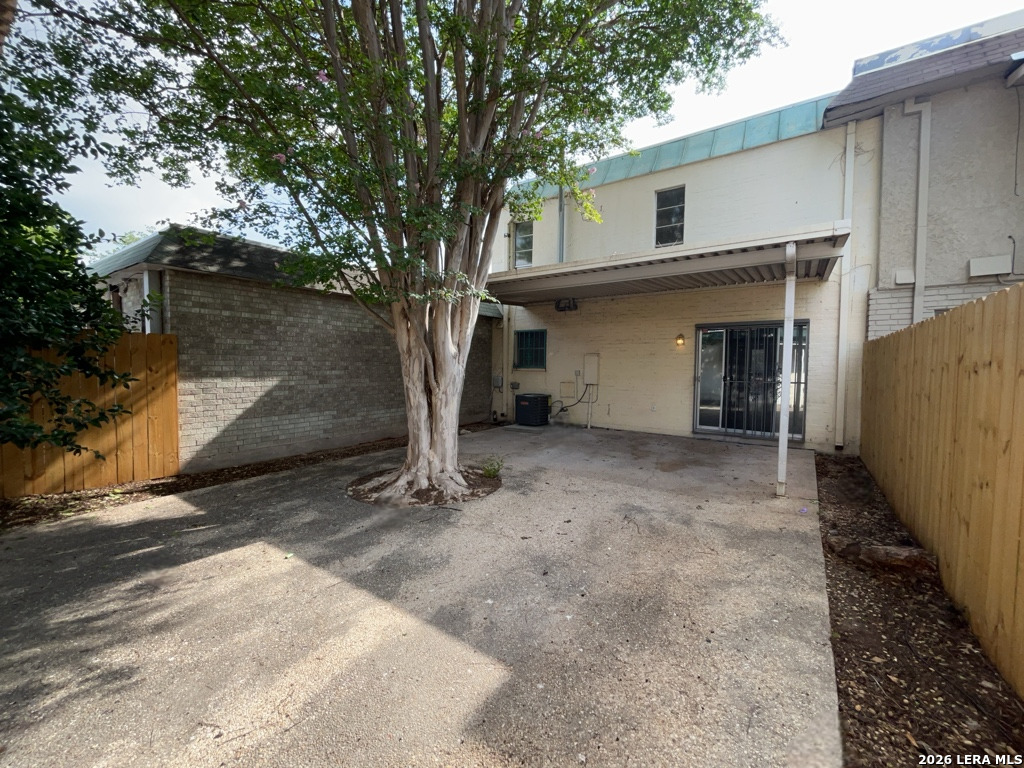 8731 Tradewind Drive Windcrest TX 78239