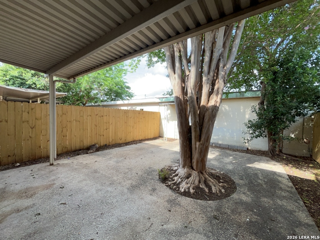 8731 Tradewind Drive Windcrest TX 78239