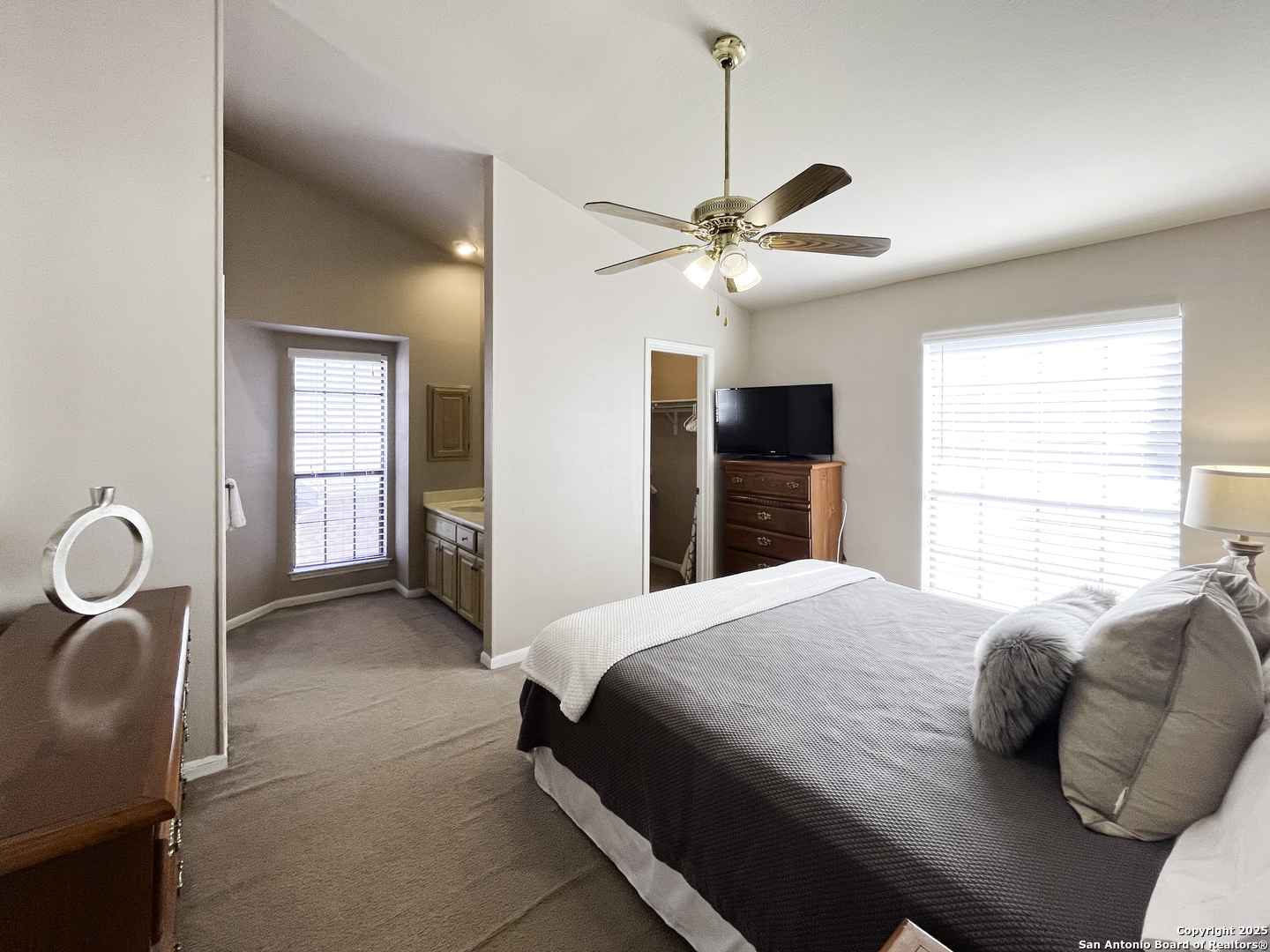 165 Chapel Hill Circle San Antonio TX 78240