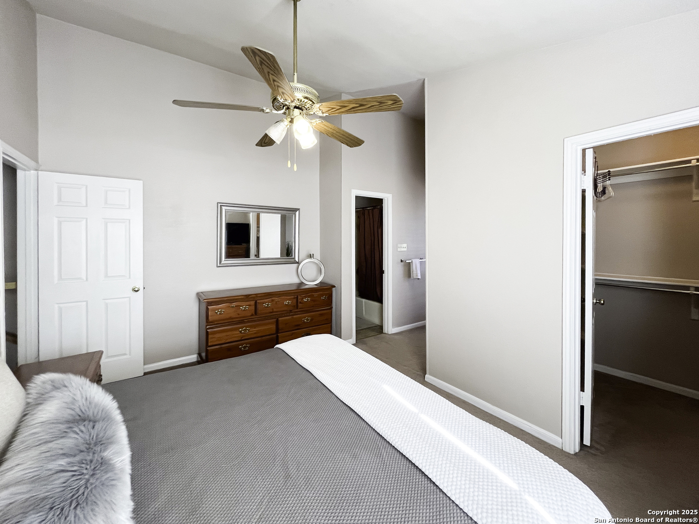 165 Chapel Hill Circle San Antonio TX 78240