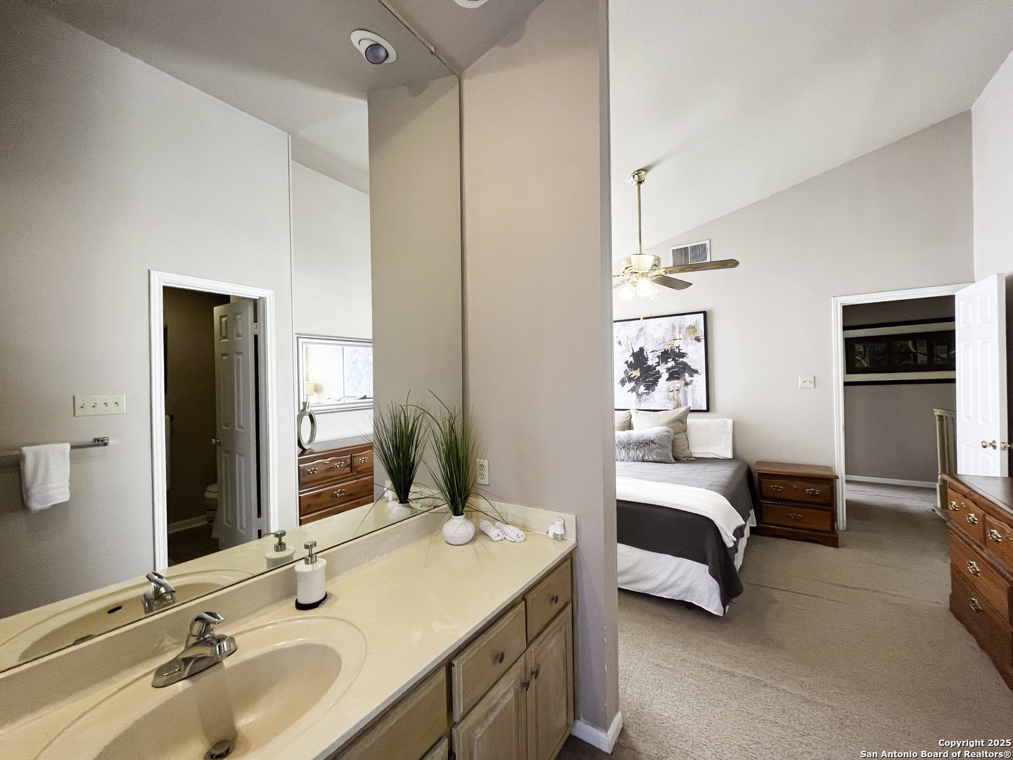 165 Chapel Hill Circle San Antonio TX 78240