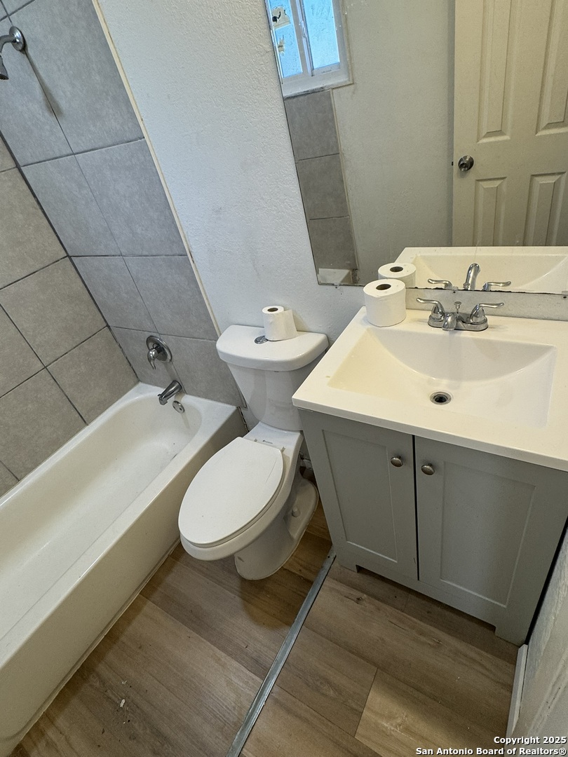 411 Cincinnati San Antonio TX 78201