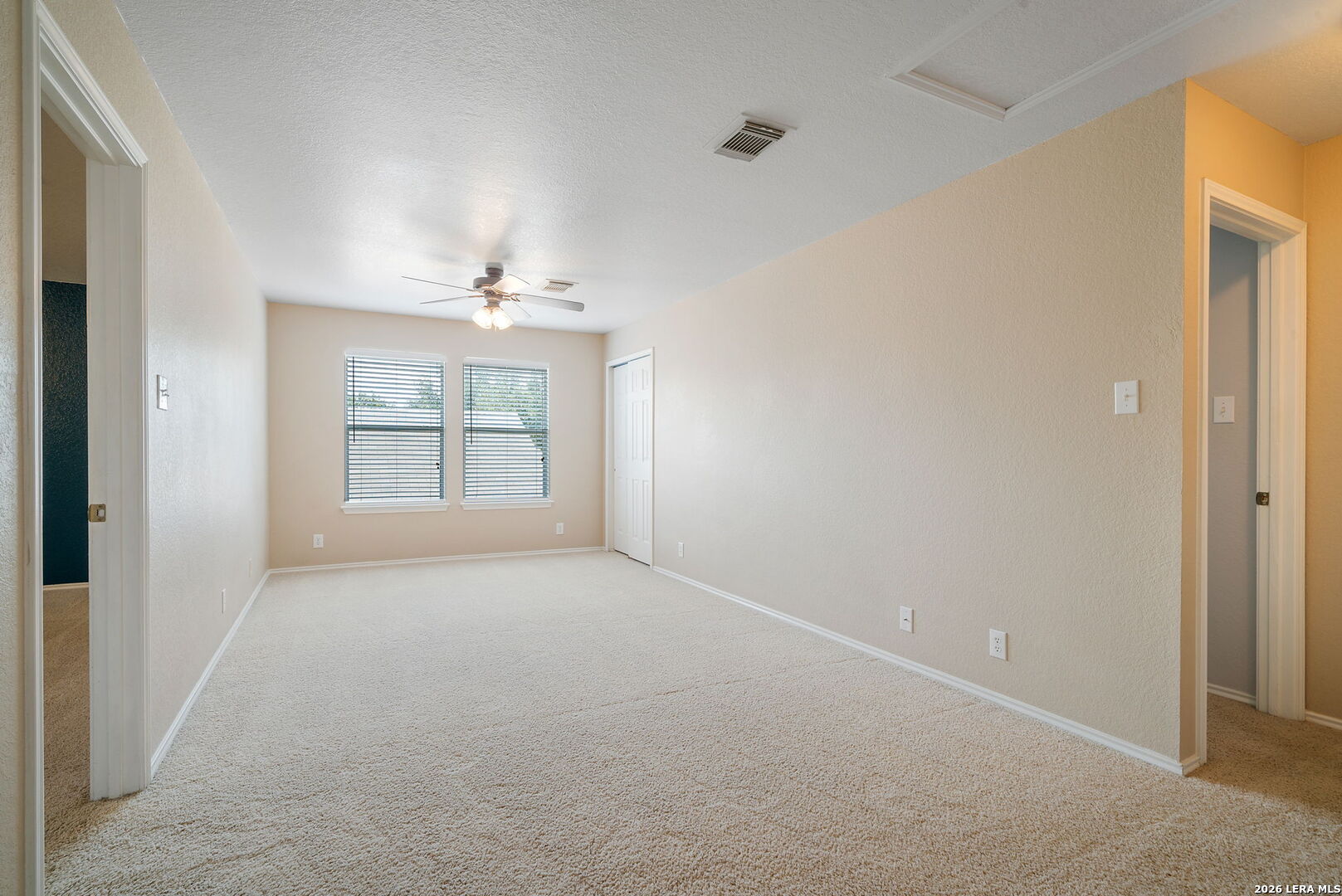 136 Longhorn Way Converse TX 78108