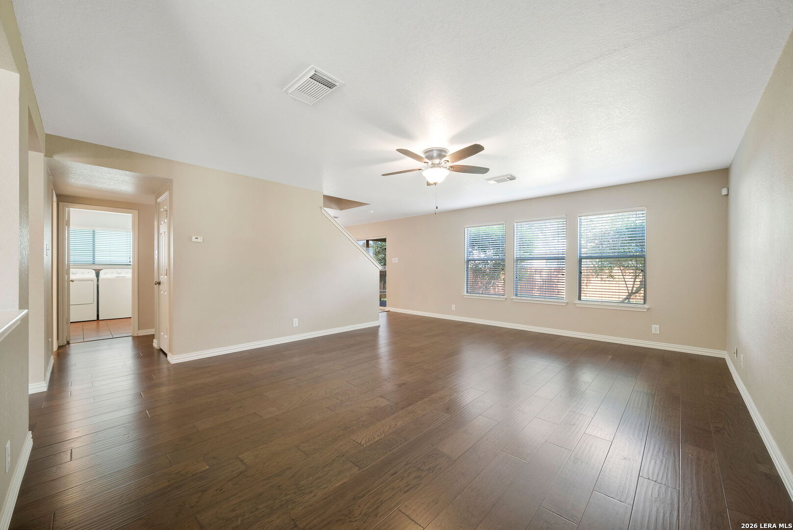 136 Longhorn Way Converse TX 78108