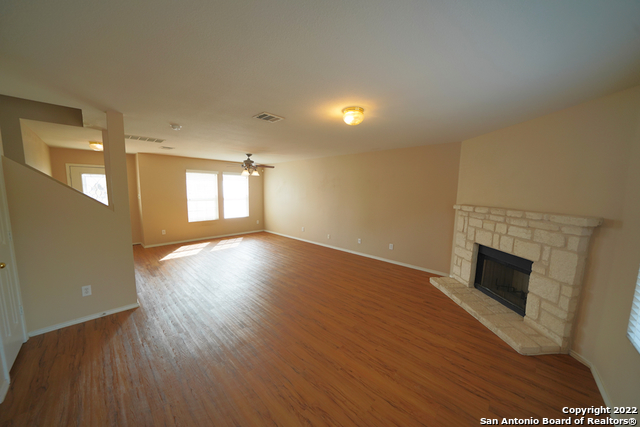 109 Willow Hill Cibolo TX 78108