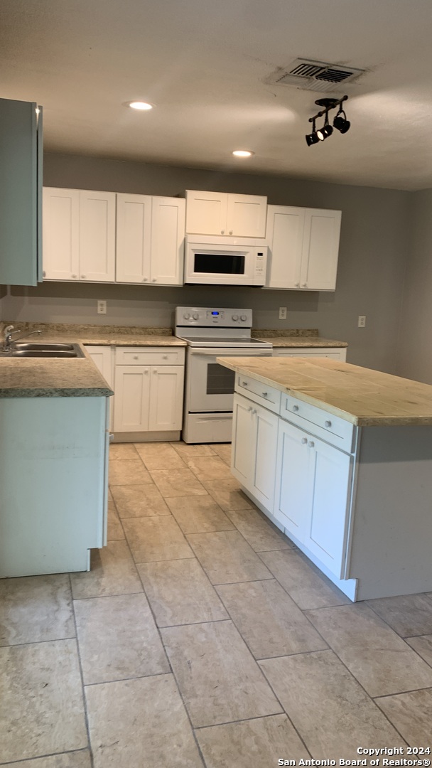 8503 Glen Court San Antonio TX 78239