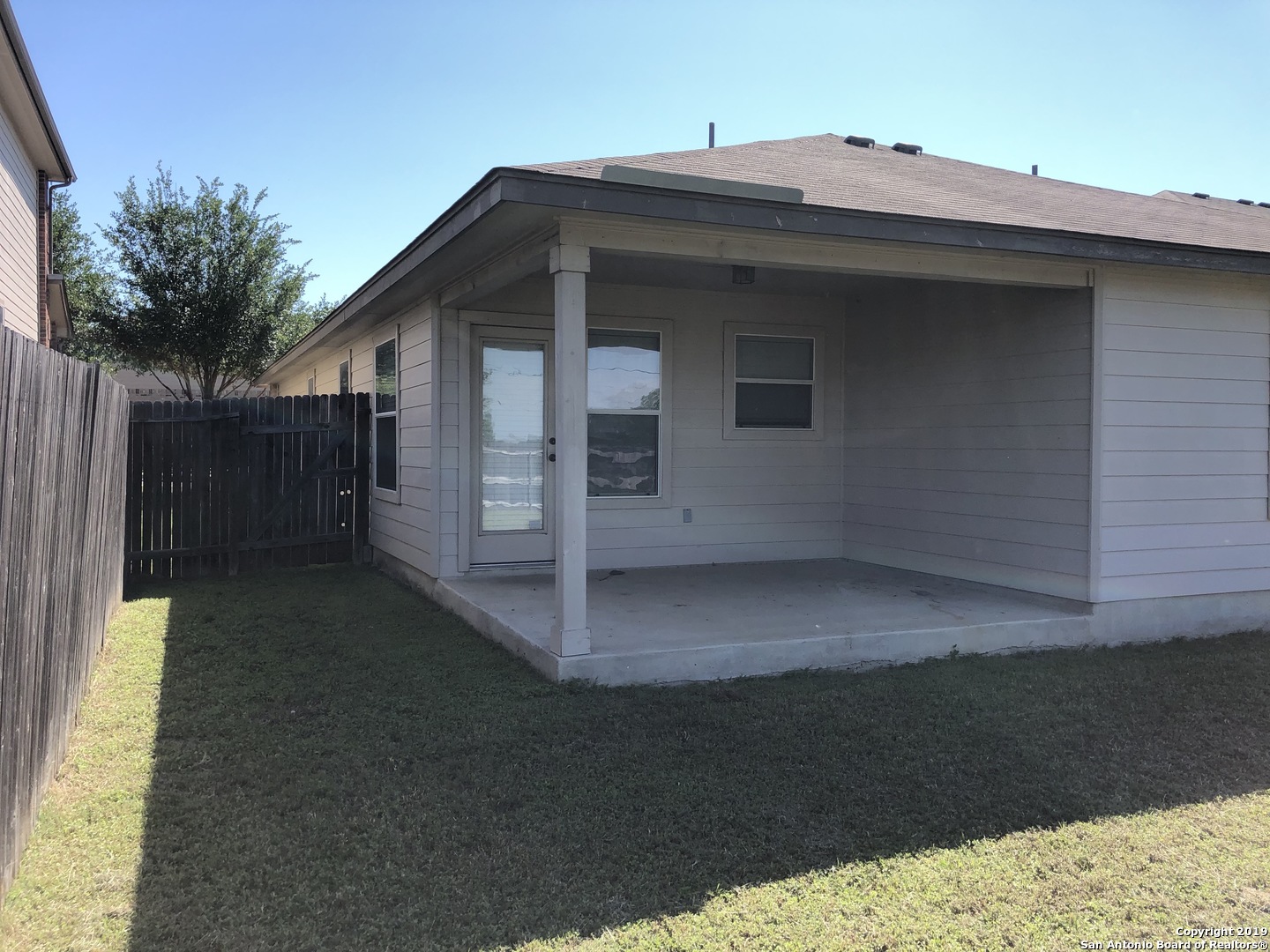 5123 Duke Field San Antonio TX 78227