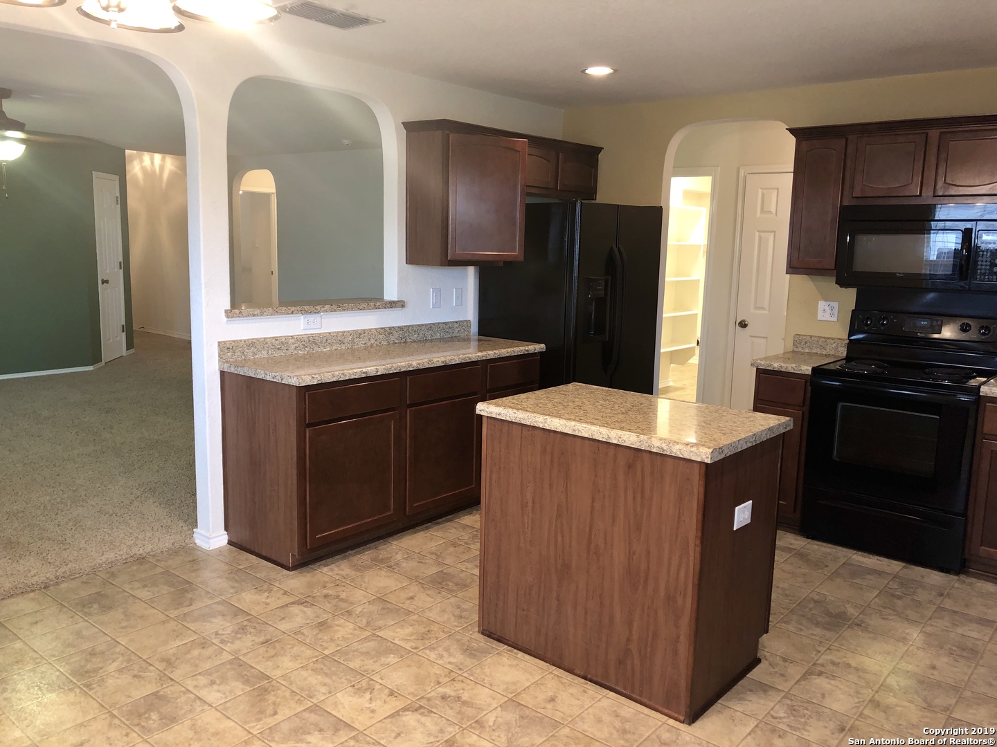 5123 Duke Field San Antonio TX 78227
