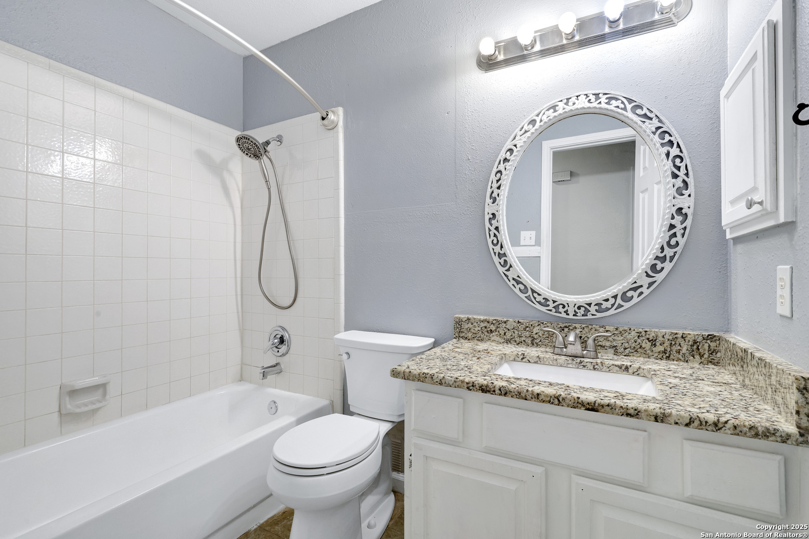 8615 Timber Lodge San Antonio TX 78250