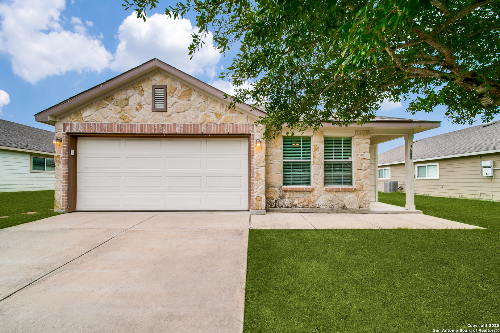 3608 Lazy Diamond Selma TX 78154