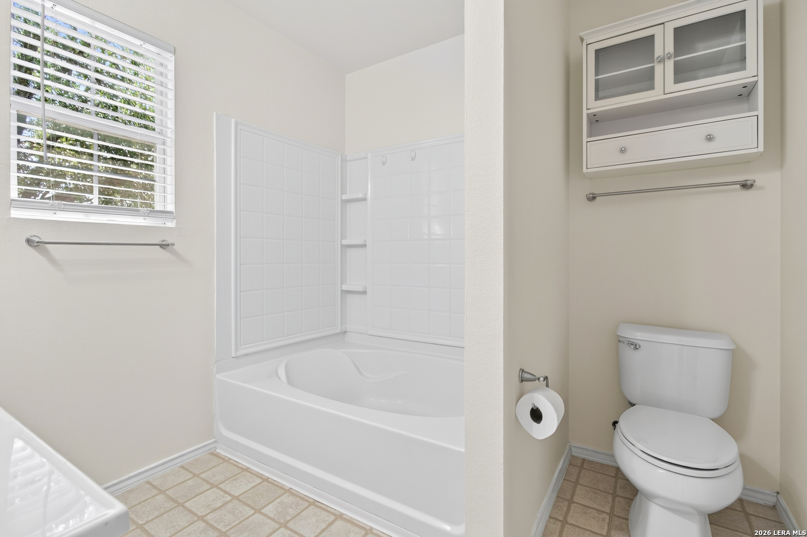 327 Cedron Chase San Antonio TX 78253