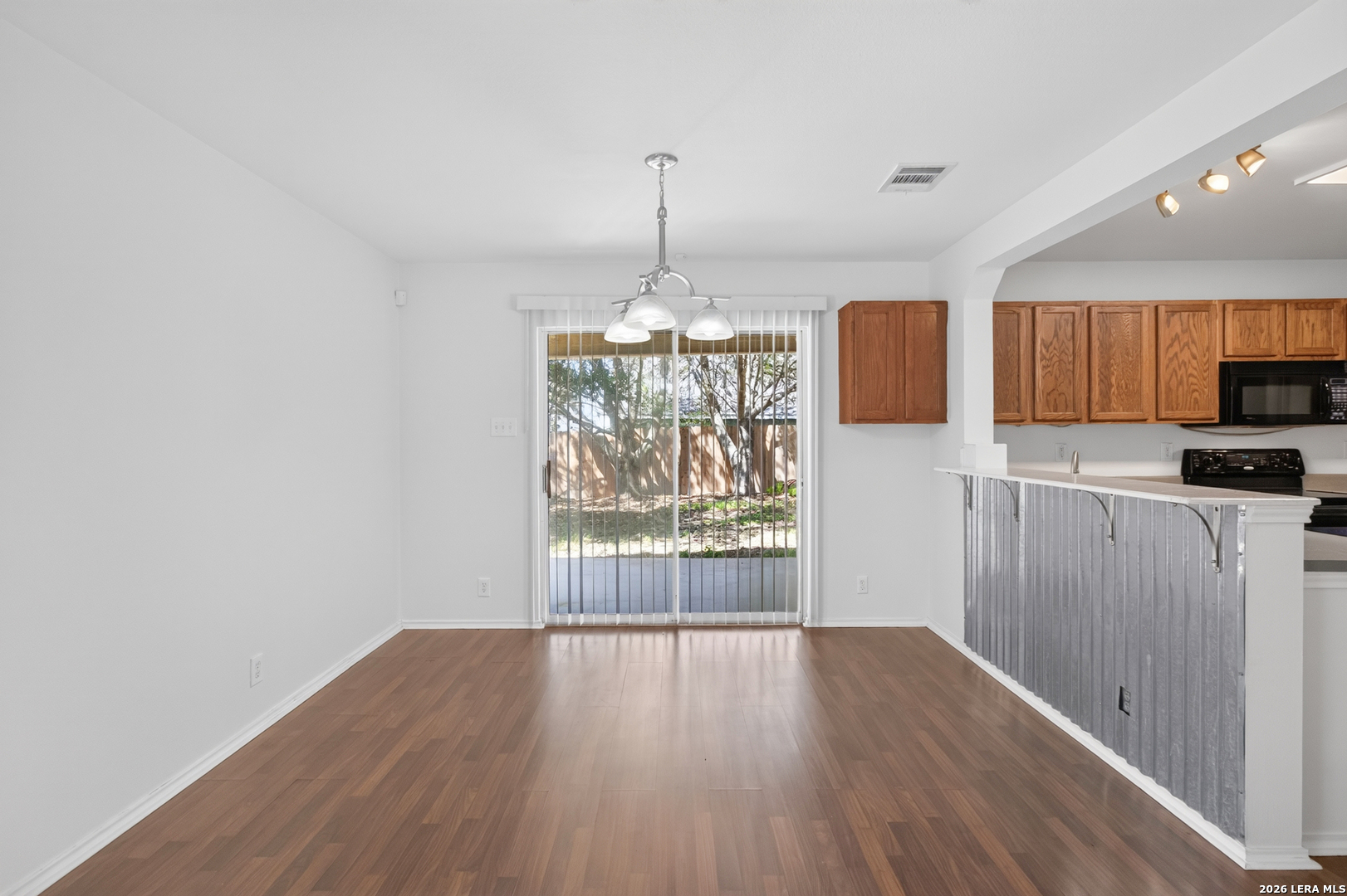 327 Cedron Chase San Antonio TX 78253