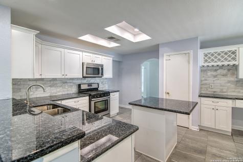 7423 Belmont Place San Antonio TX 78240