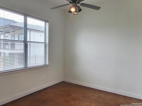 831 S Flores San Antonio TX 78204