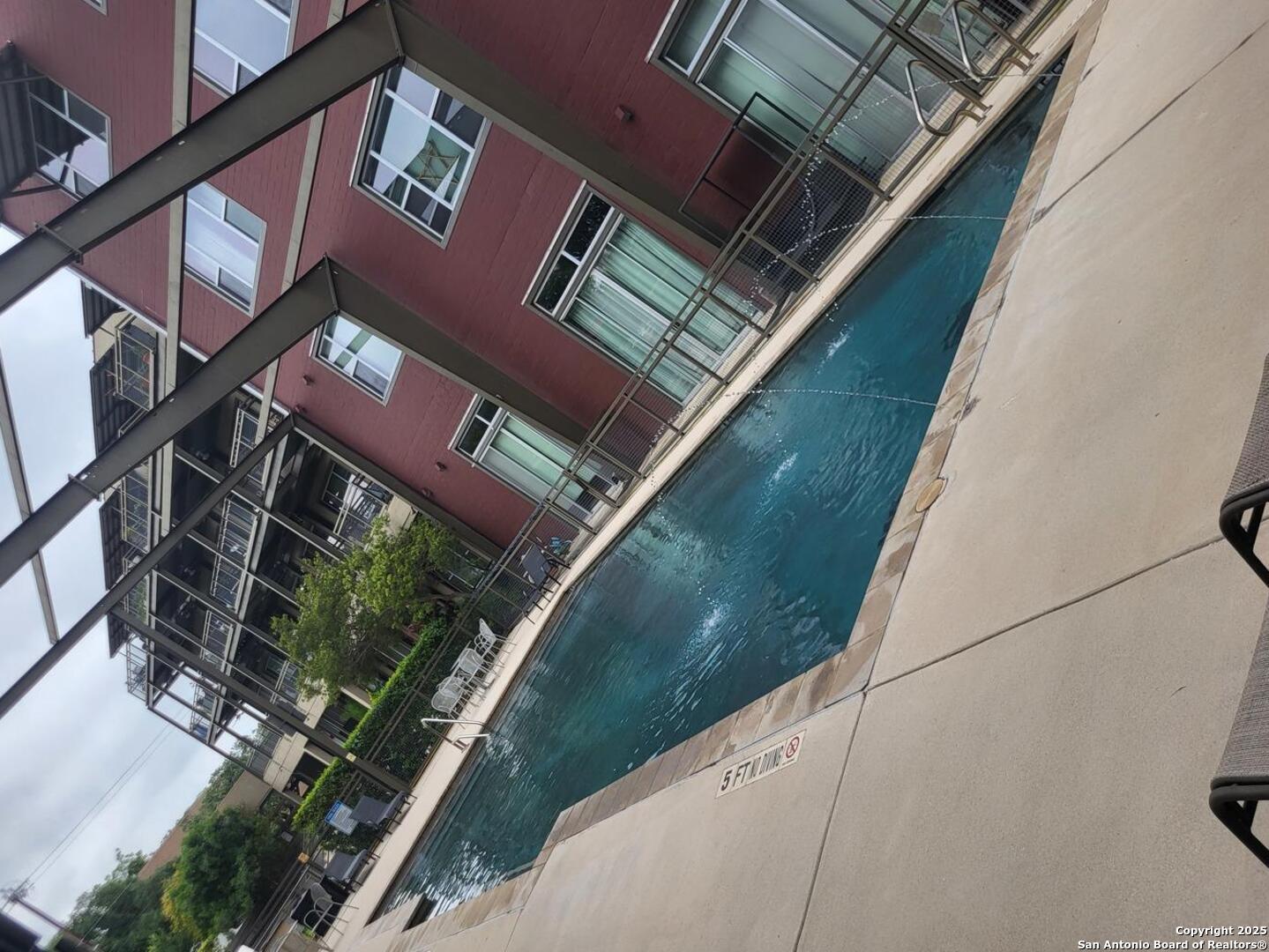 831 S Flores San Antonio TX 78204