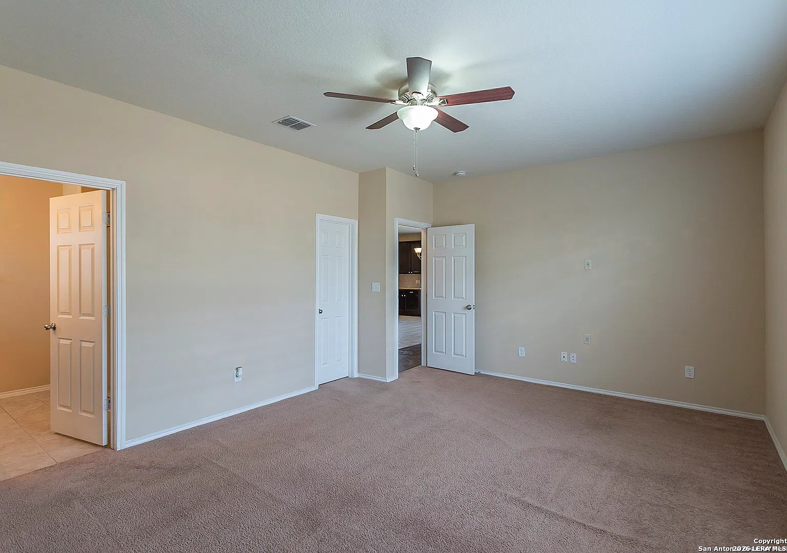7535 Derby Vista Selma TX 78154