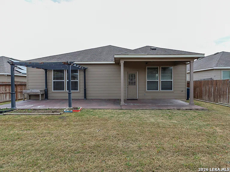 7535 Derby Vista Selma TX 78154
