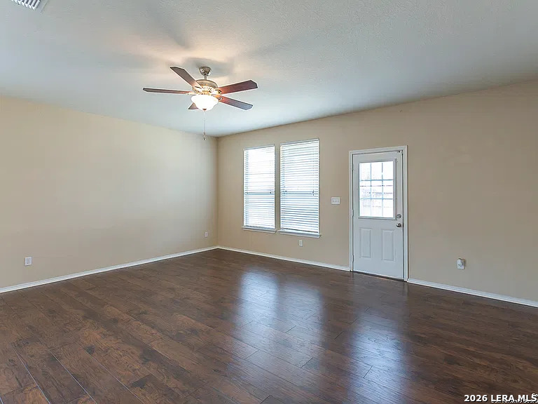 7535 Derby Vista Selma TX 78154