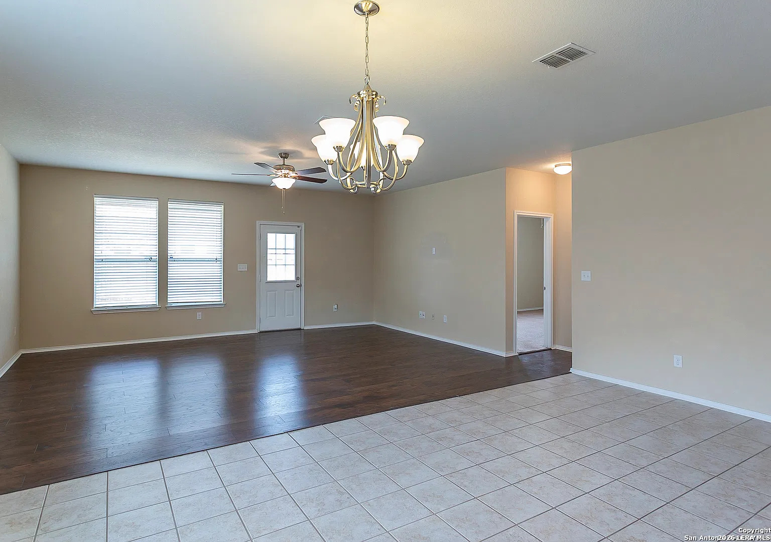 7535 Derby Vista Selma TX 78154