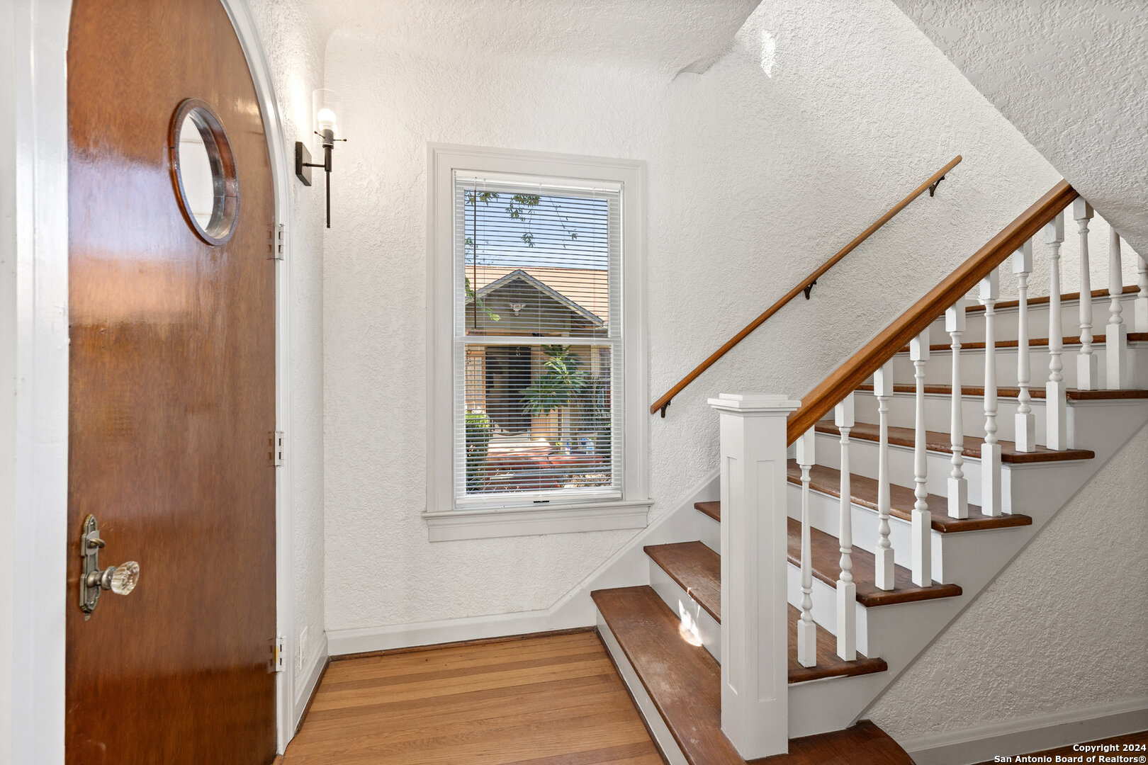 331 W Elsmere Place San Antonio TX 78212