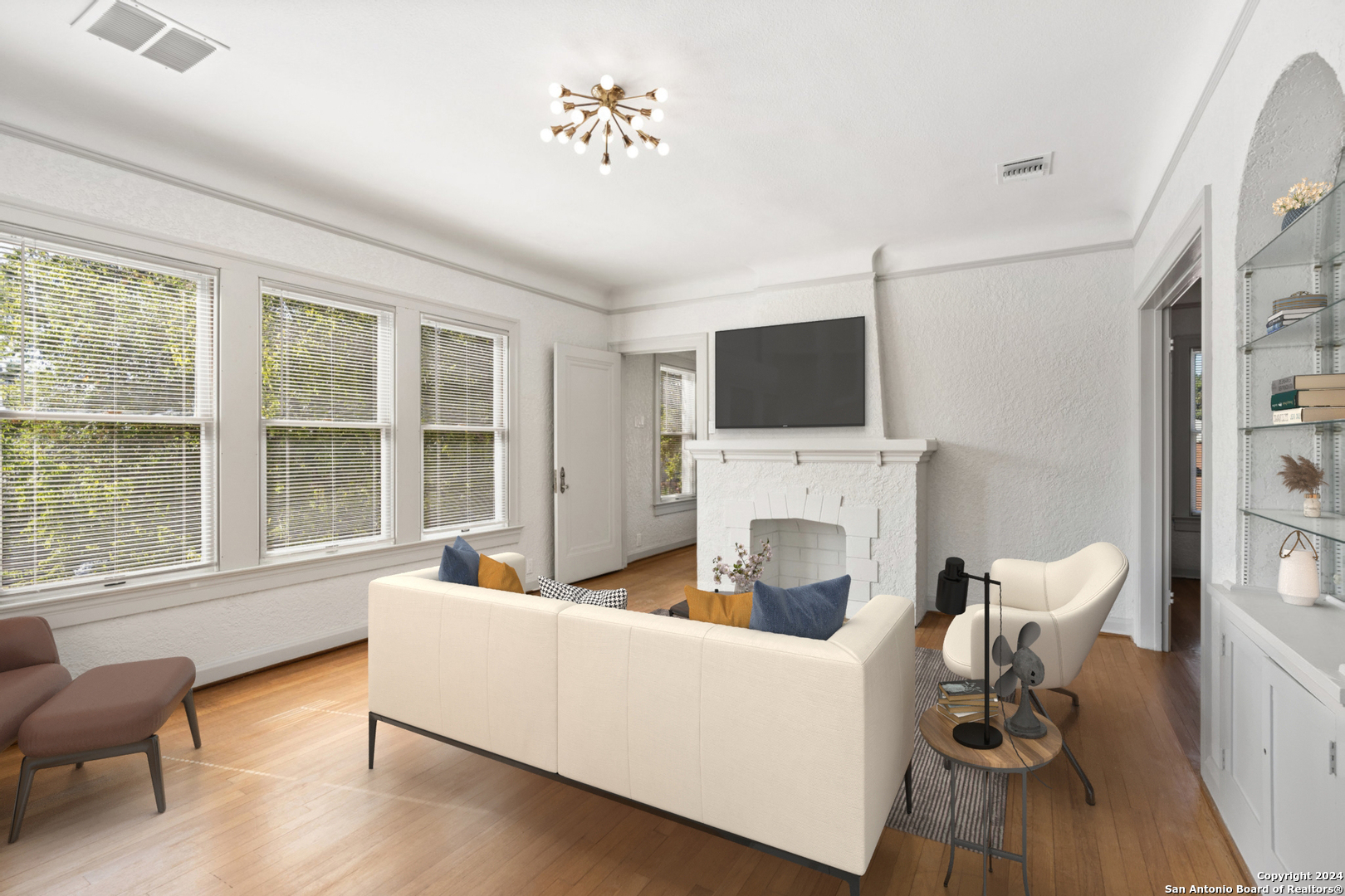 331 W Elsmere Place San Antonio TX 78212