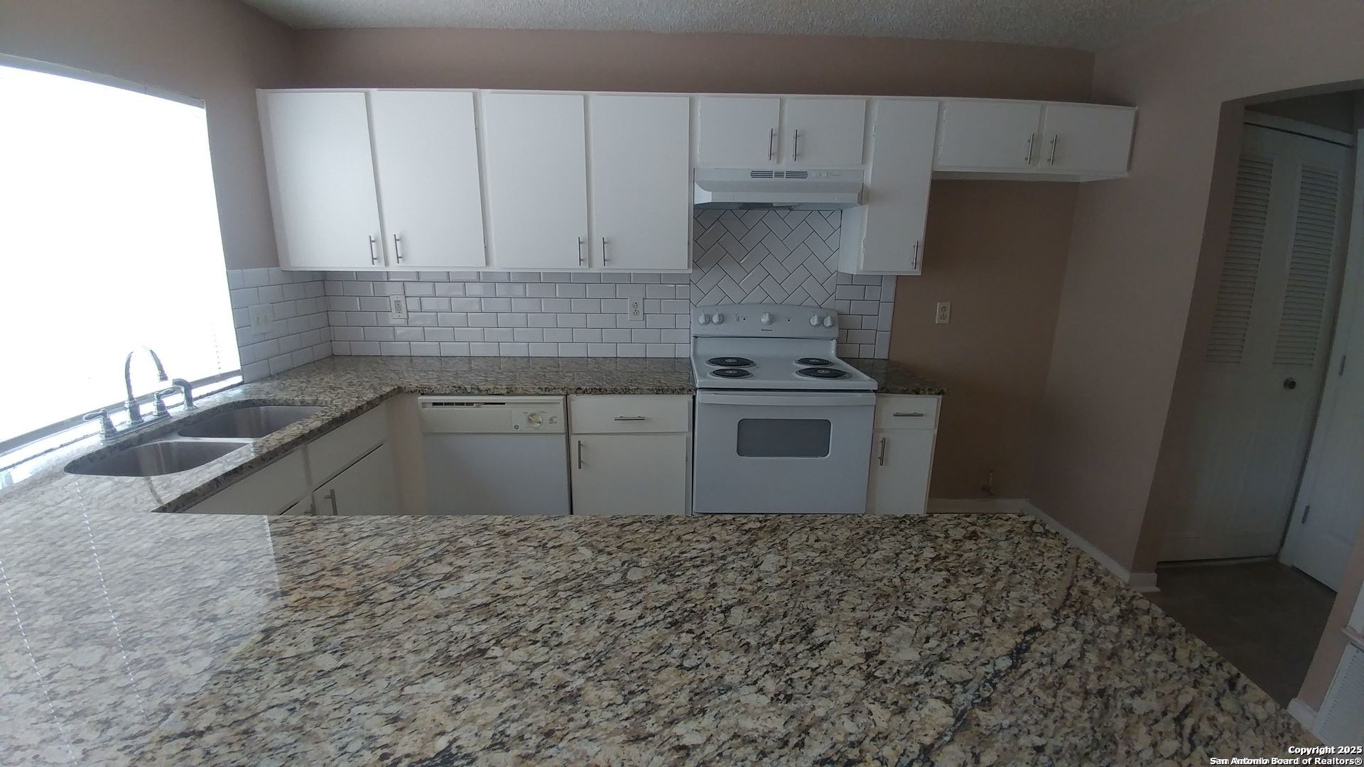 6605 Spring Hurst San Antonio TX 78249