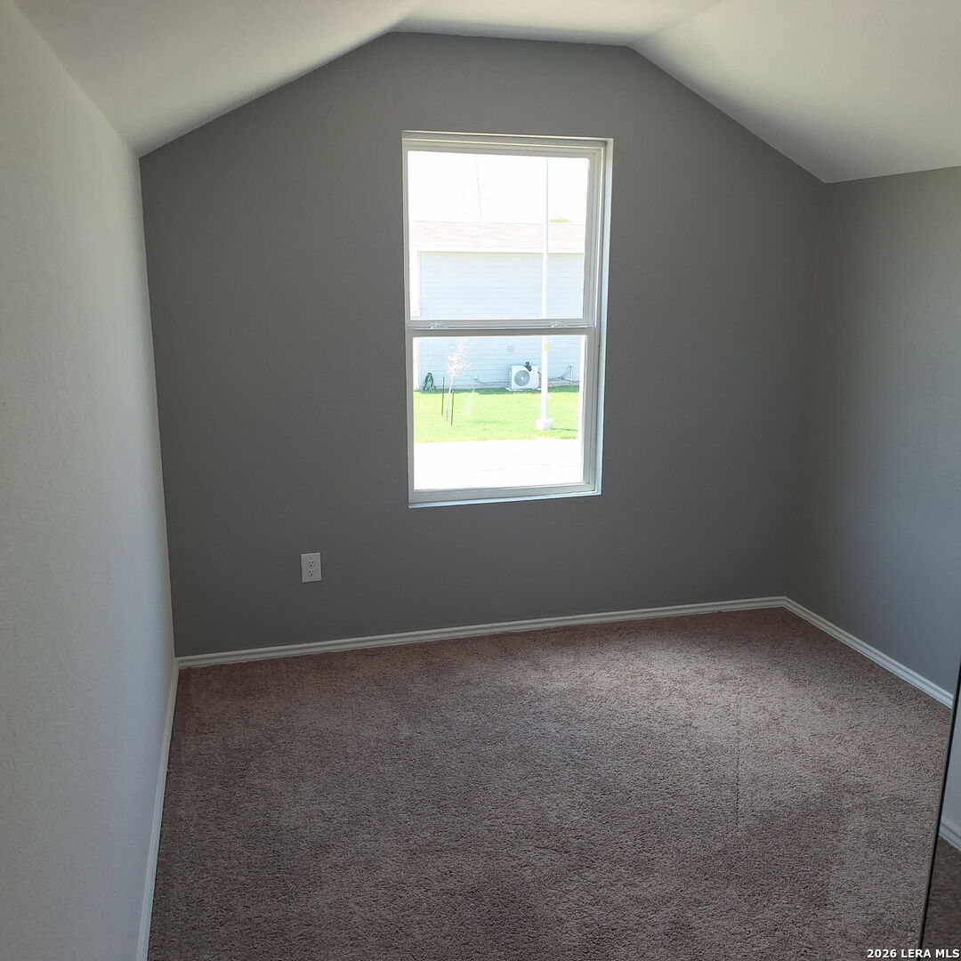 7033 Elm Cove San Antonio TX 78244