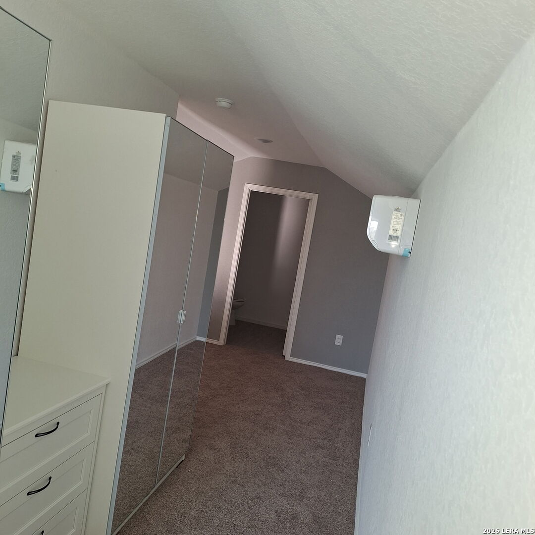 7033 Elm Cove San Antonio TX 78244