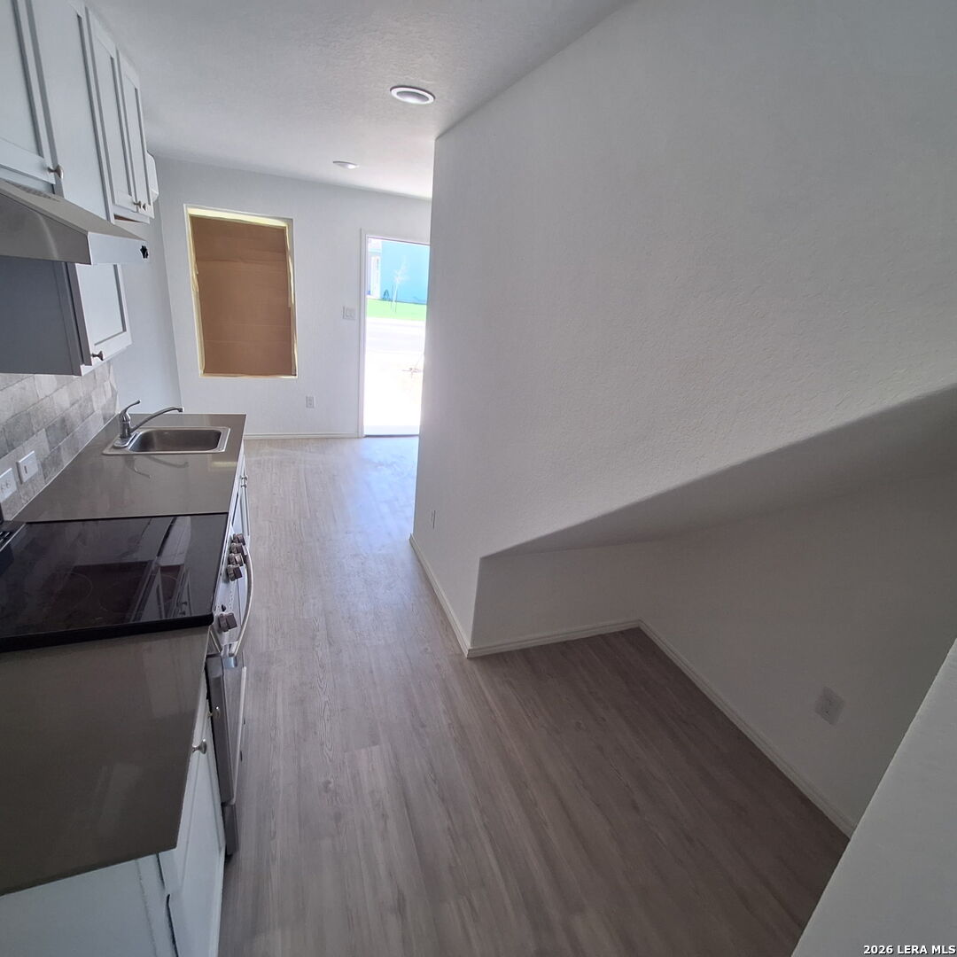 7033 Elm Cove San Antonio TX 78244
