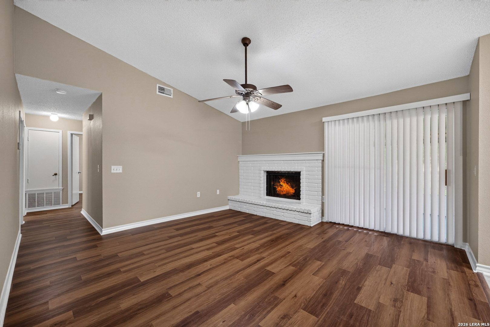 10042 Sierra Pass Converse TX 78109