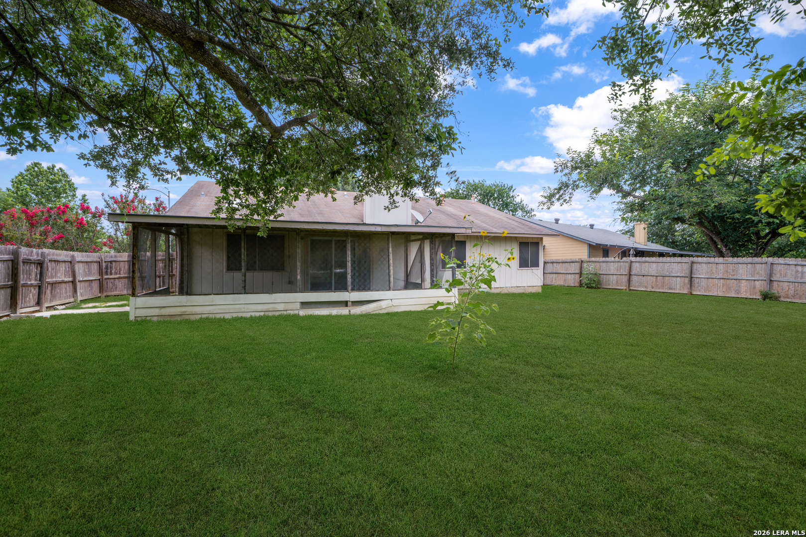 10042 Sierra Pass Converse TX 78109