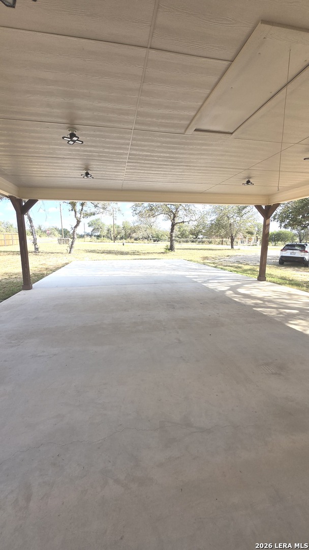 32 Trophy Poteet TX 78065