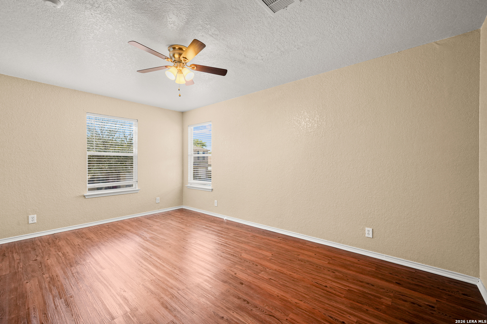1426 Range Finder San Antonio TX 78245