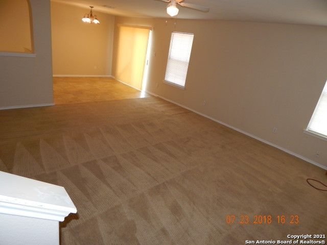 7127 Comet Manor San Antonio TX 78252