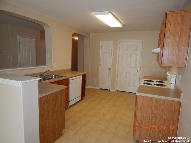7127 Comet Manor San Antonio TX 78252