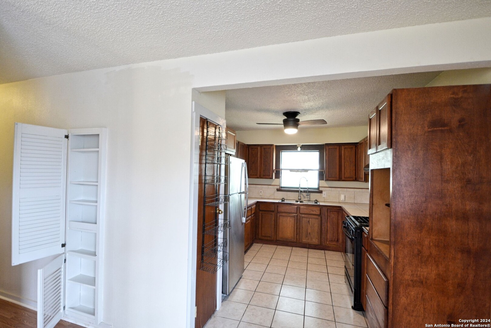 823 Serna Drive New Braunfels TX 78130