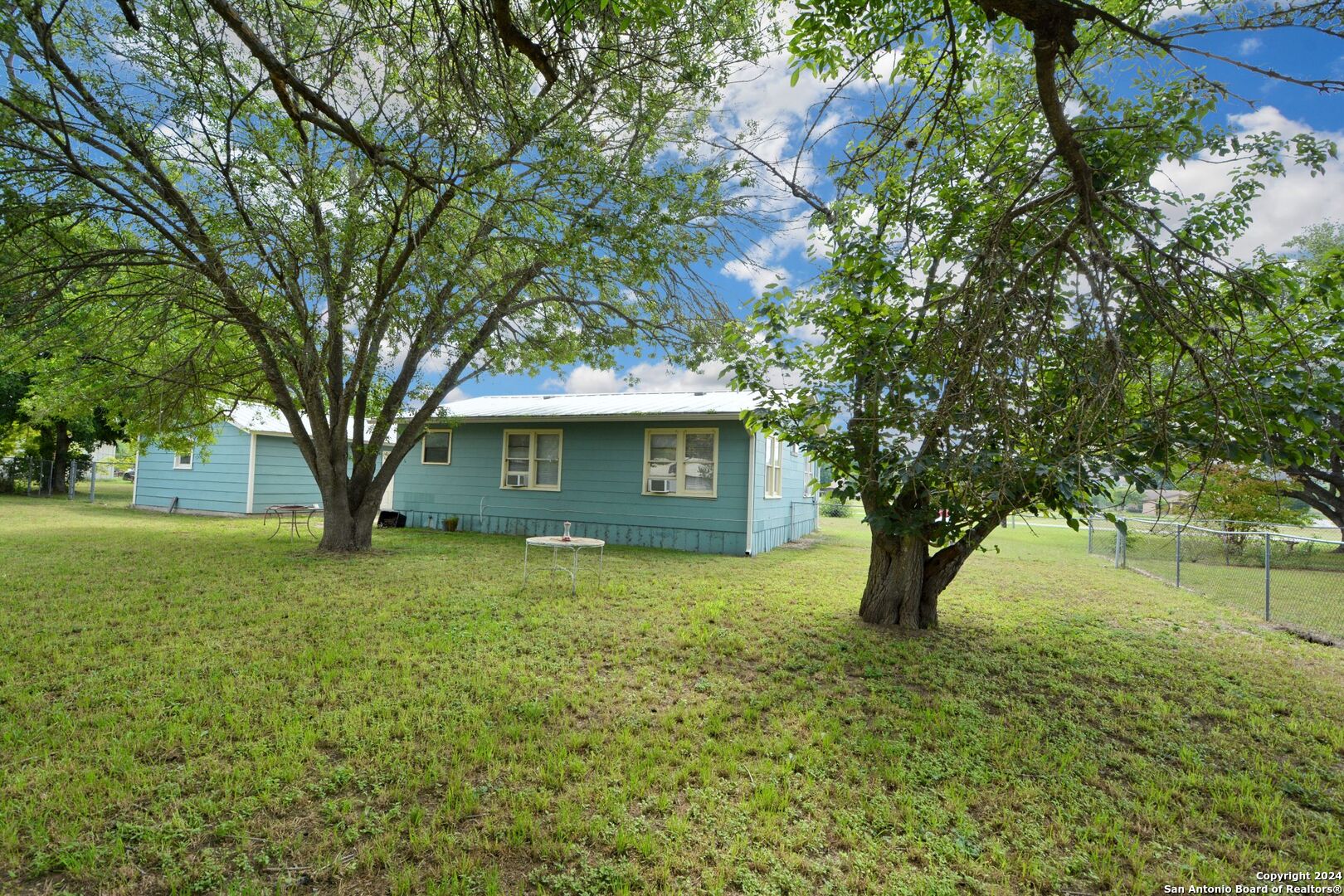 823 Serna Drive New Braunfels TX 78130