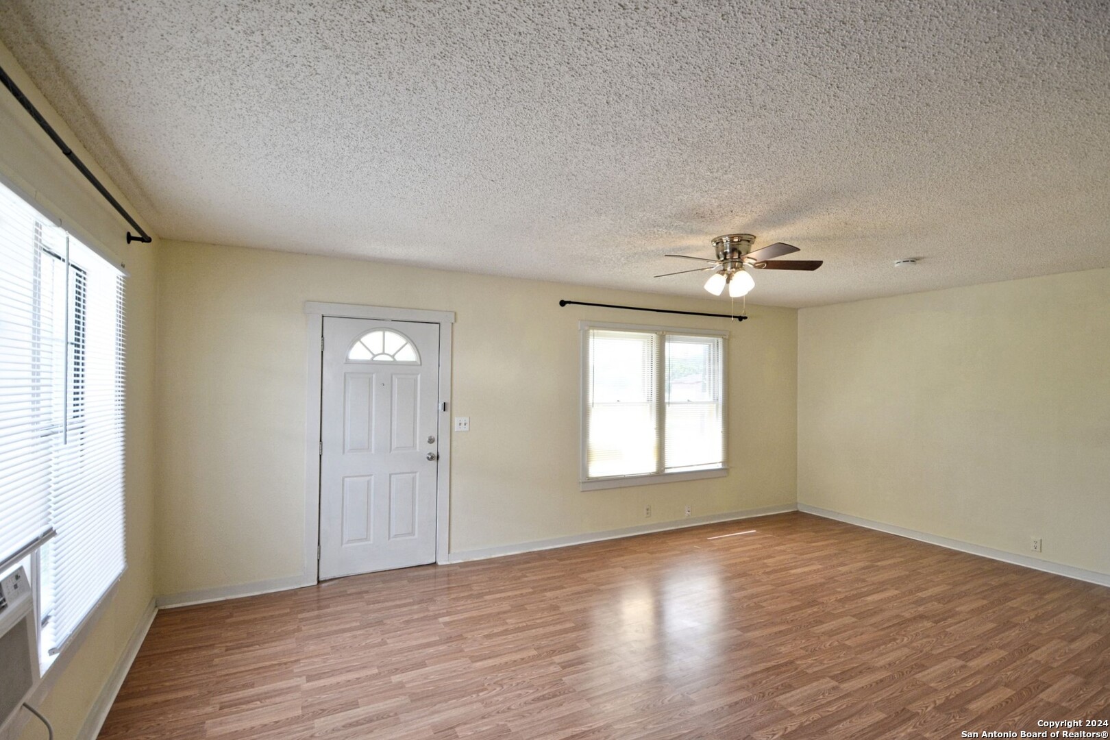 823 Serna Drive New Braunfels TX 78130