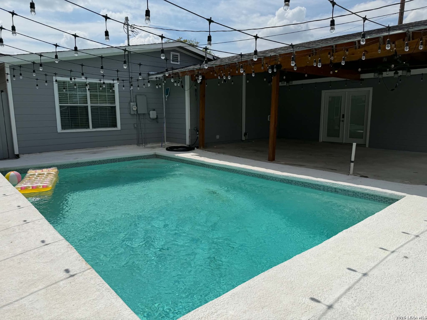 5551 Knoll Krest Drive San Antonio TX 78242