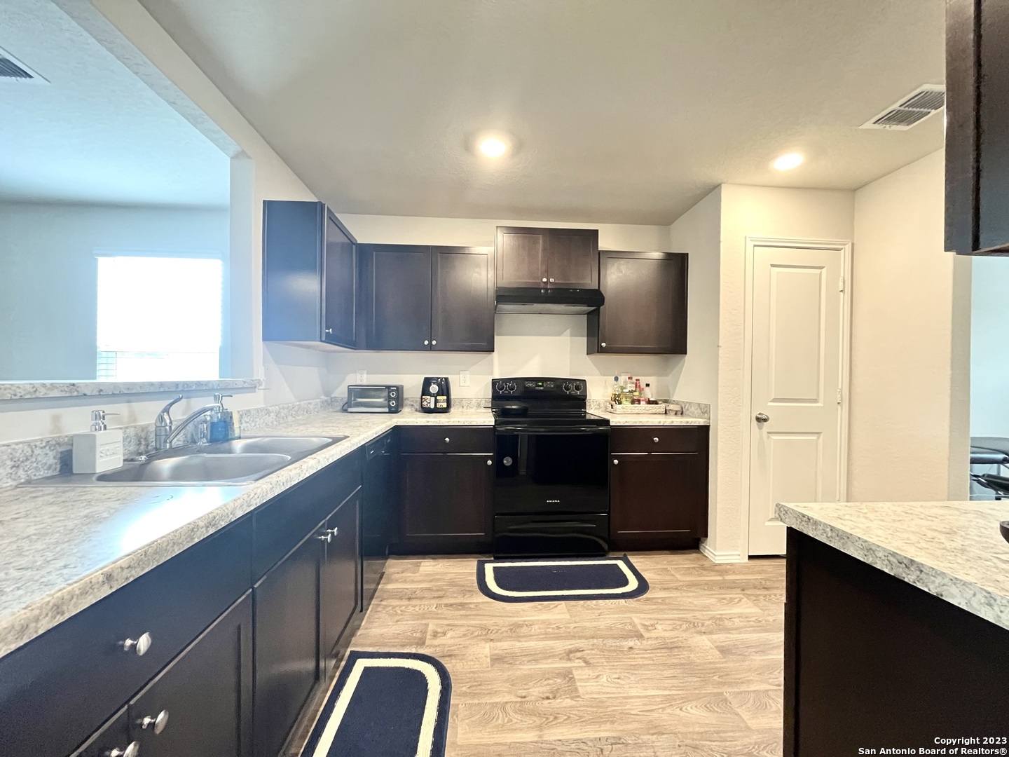 2526 Wentwood Run San Antonio TX 78245